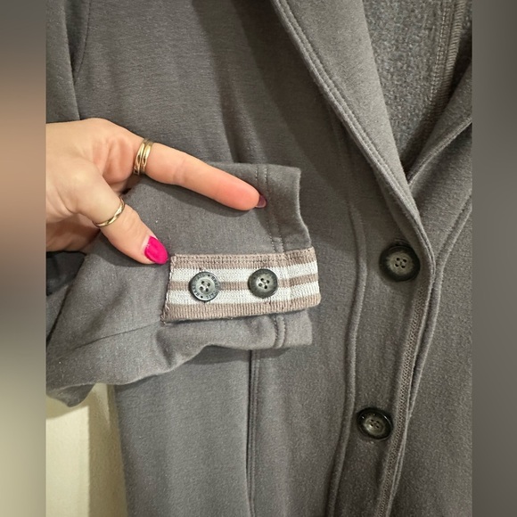 Hard Tail Button Up - Picture 4 of 5